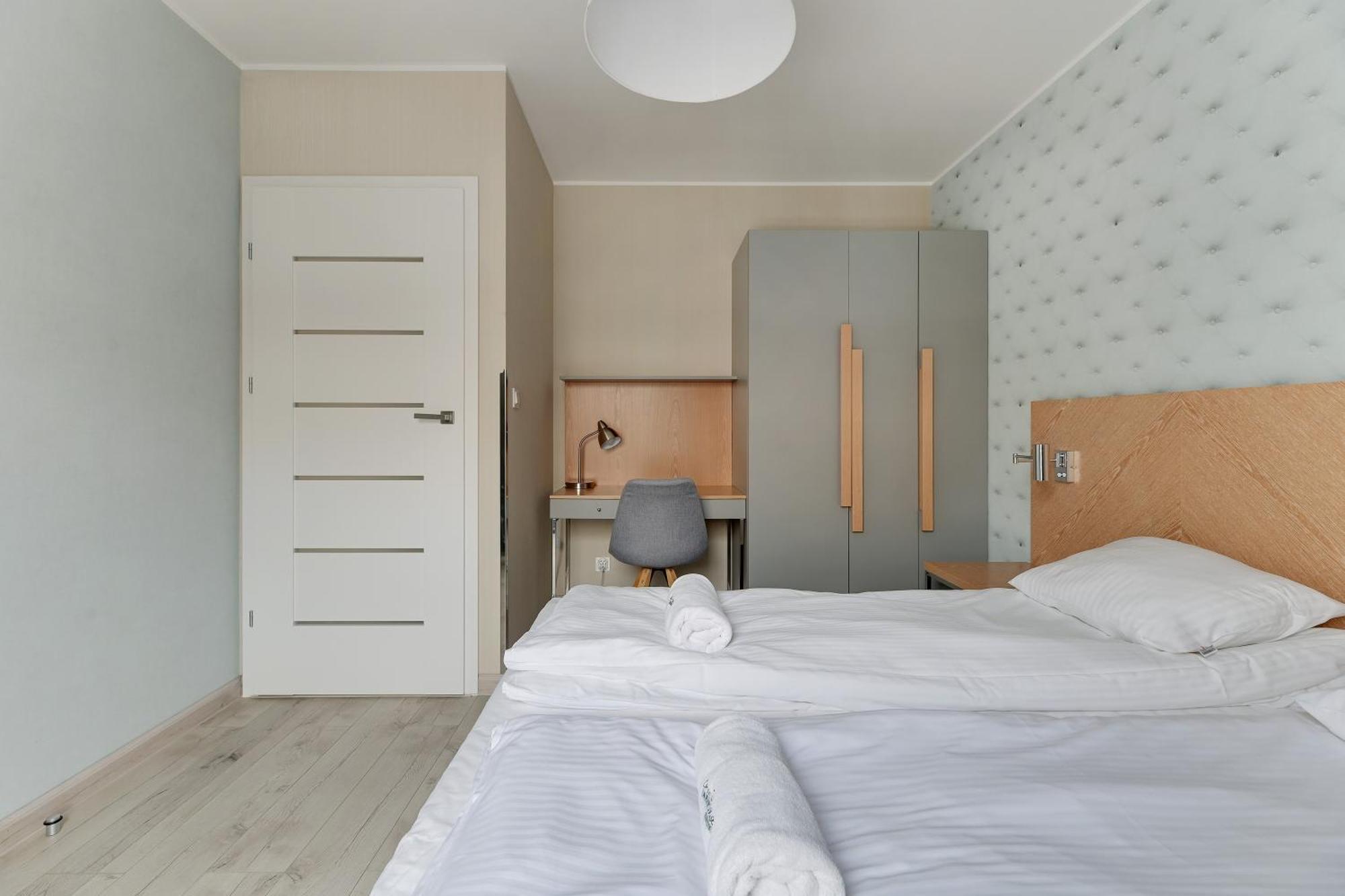 Apartments Old Town Angielska Grobla & By Noclegi Renters — Photos 1